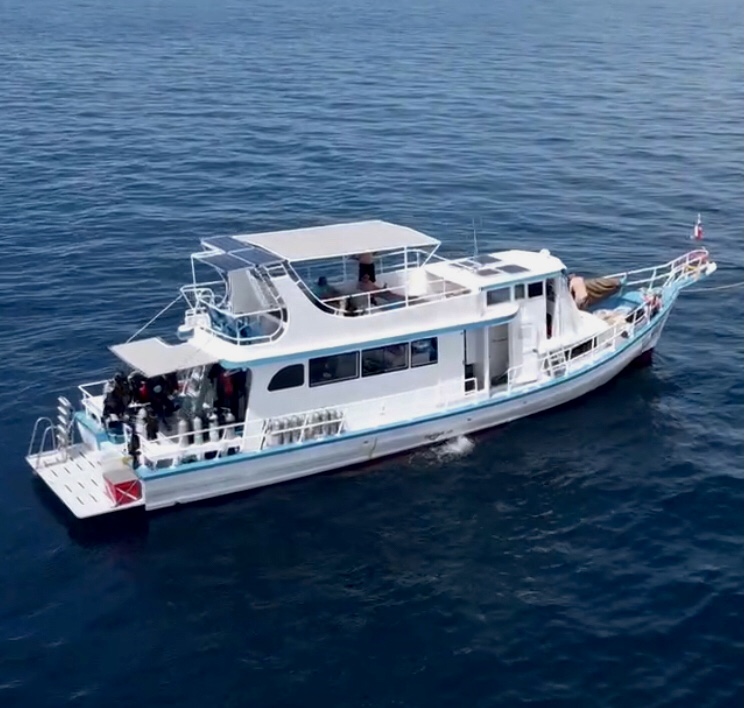 Dive Center For Sale - Successor wanted for profitable diving company with 16m vessel in Phuket, Thailand!